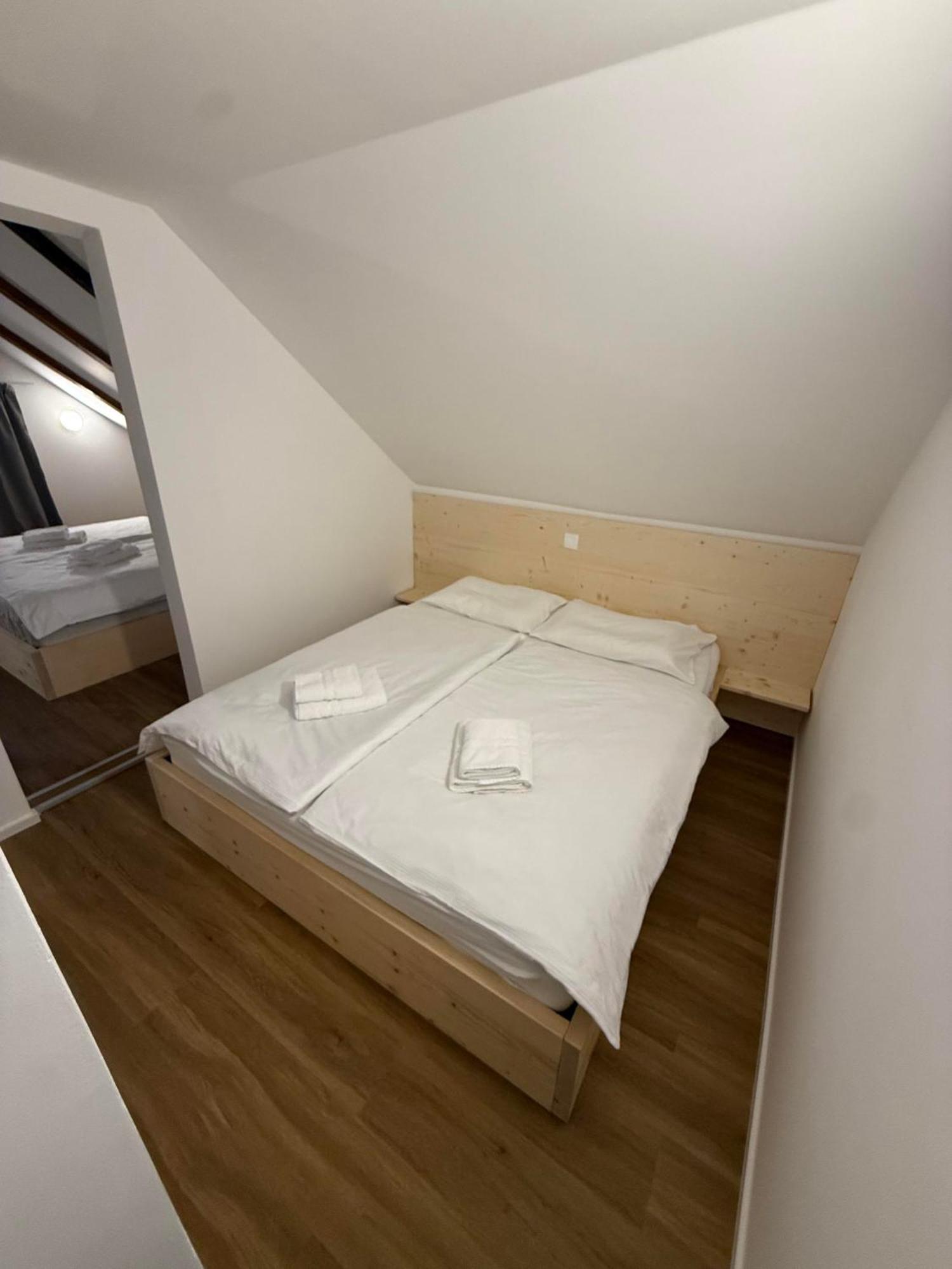 Chalet Pjagodic แซเคลียนาโกเรนสเคม ภายนอก รูปภาพ